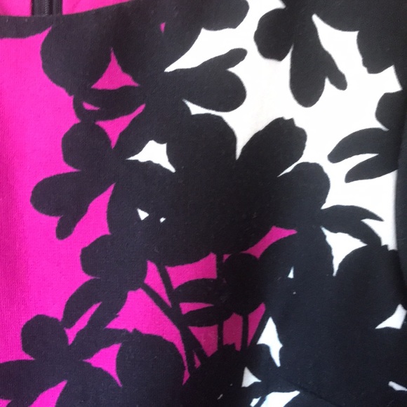 Donna Morgan magenta flower shadows shift, size 12p - Picture 4 of 6